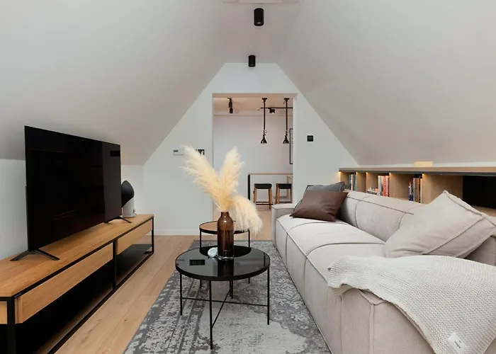 Apartment Wielka Odrzanska 317- Riverview